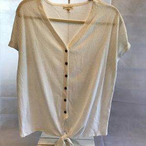 Urbanology size L button up off white short sleeve top with tie at waist.